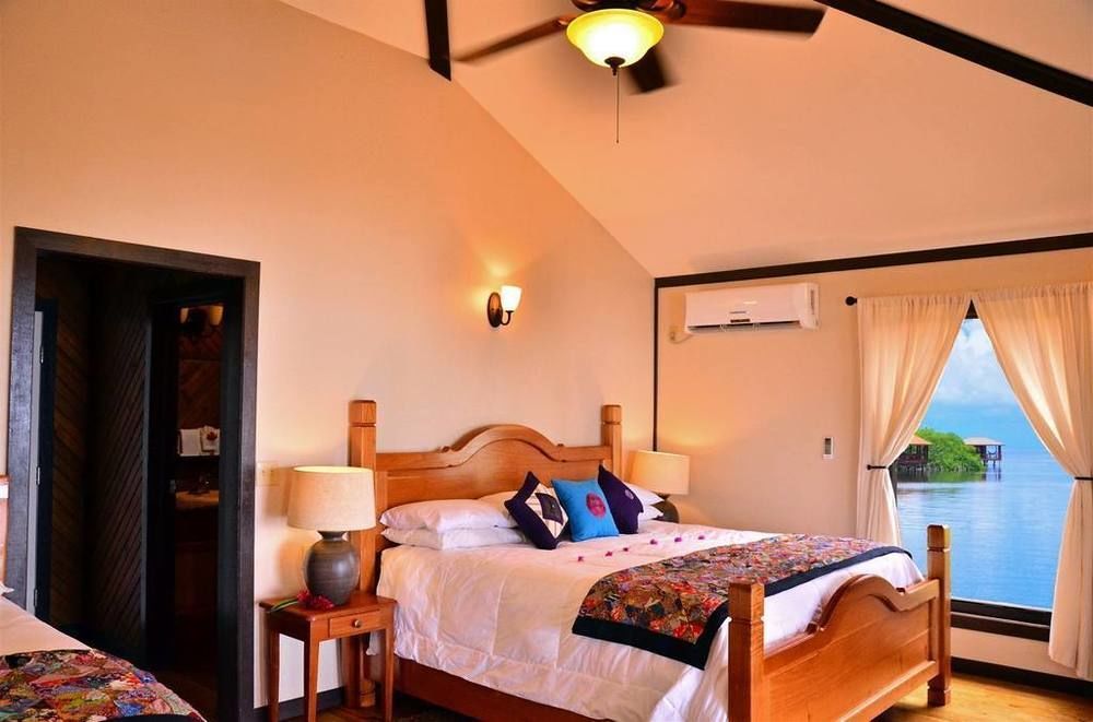 Anthony'S Key Resort Sandy Bay Exterior photo
